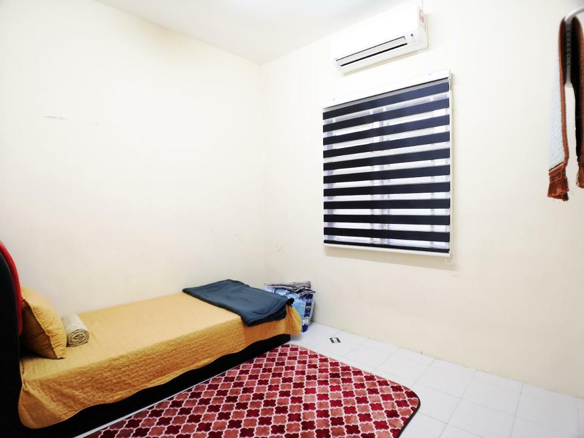 Eisya Guest House Perlis With Pool Musllm Only Arau Exterior foto